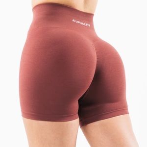NEW ALPHALETE AMPLIFY SHORT 4.5"